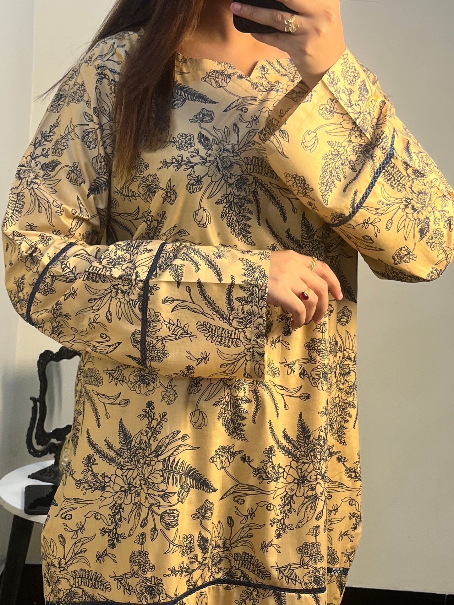 SABA TWO PC SUIT LAWN