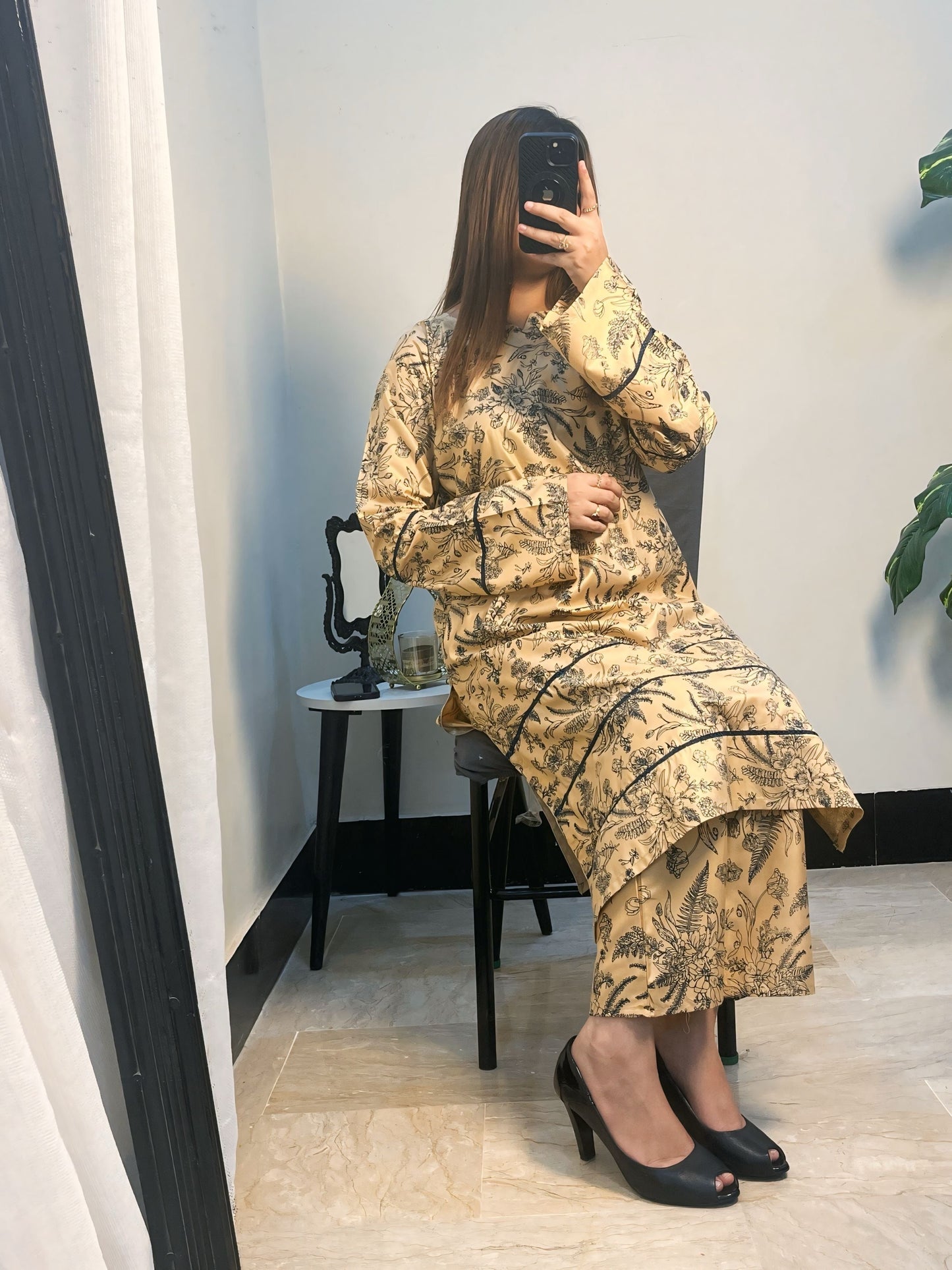 SABA TWO PC SUIT LAWN